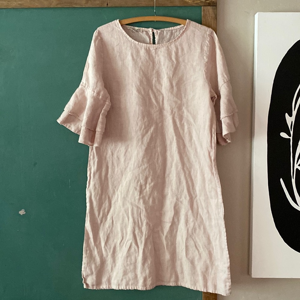 Francesca Bettini Linen Ruffle Sleeve Dress